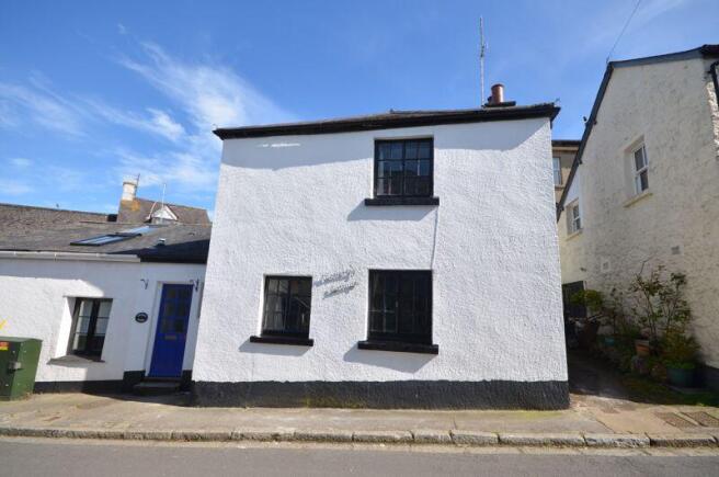 3 bed property, in Waverley, £297,500