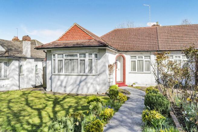 3 bed property, in Court Road, £450,000