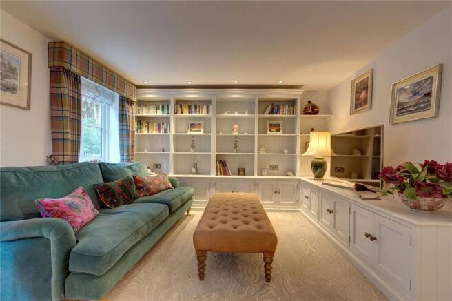 2 bed property, in Swanton Road, £395,000