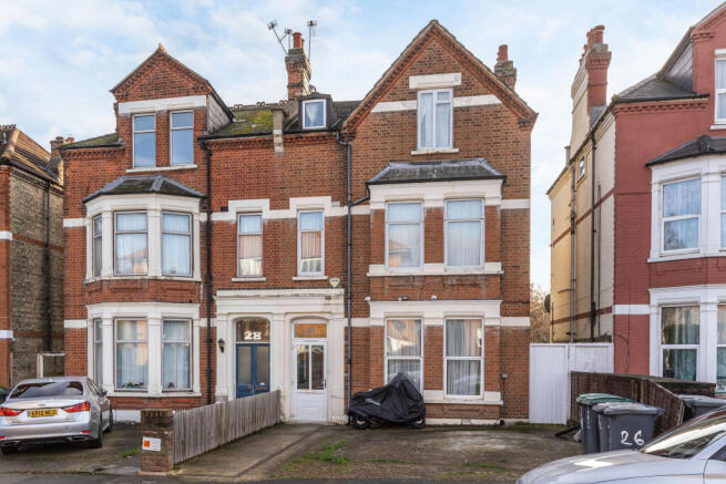 7 bed property, in Clarence Road, £975,000