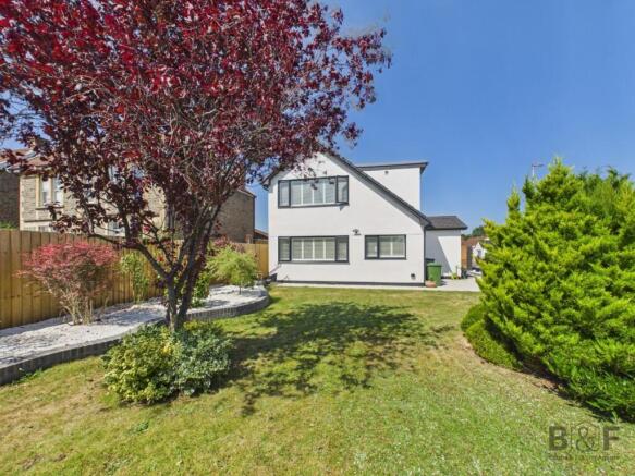 4 bed property, in Barry Road, £875,000