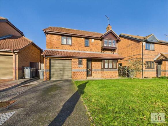 4 bed property, in Sewell Wotner Close, £420,000