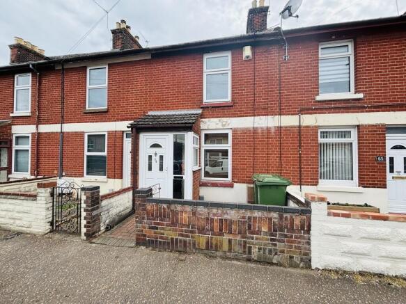 3 bed property, in Harley Road, £125,000