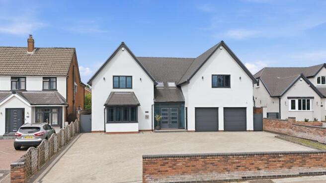 5 bed property, in Erdington Road, £950,000