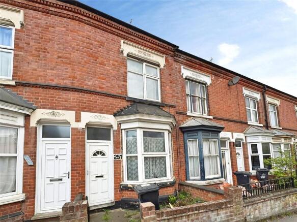 3 bed property, in Welford Road, £230,000