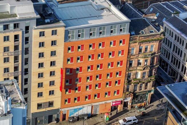 1 bed property, in Flat 7-08, £27,000
