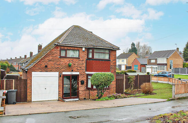 3 bed property, in Dovedale Road, £310,000