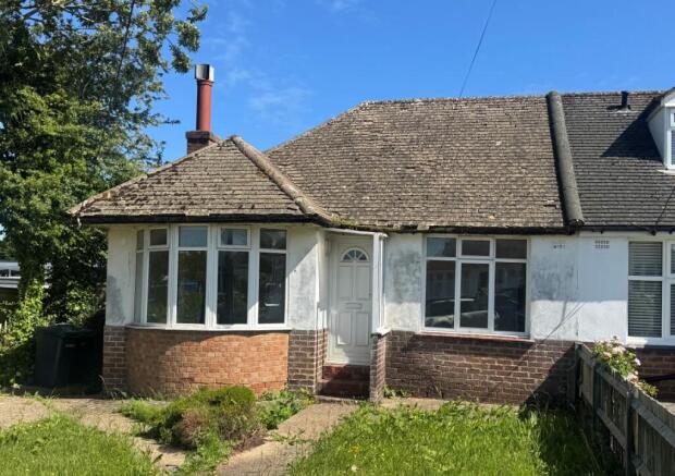 2 bed property, in 26 Rapsons Road, £170,000
