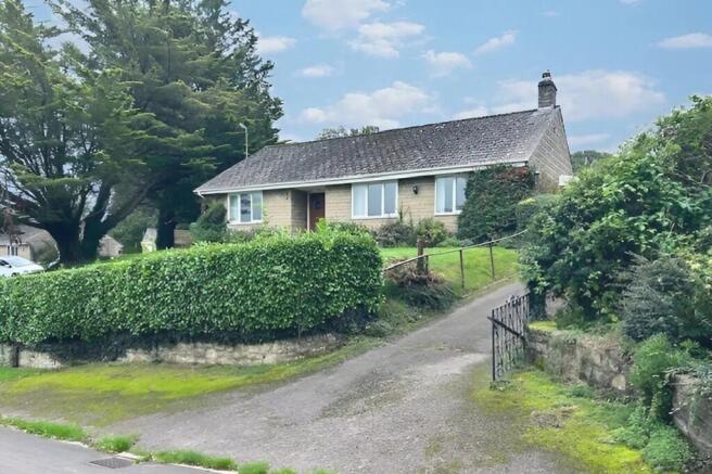 2 bed property, in South Brewham, £379,950