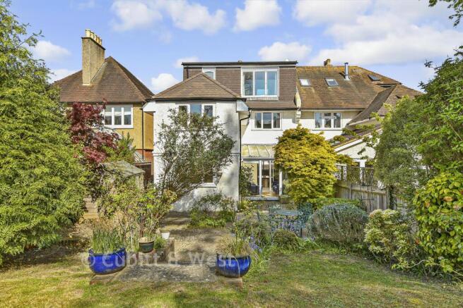 4 bed property, in Belmont Road, £1,250,000