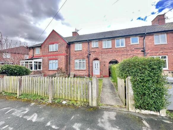 3 bed property, in Lee Avenue, £300,000