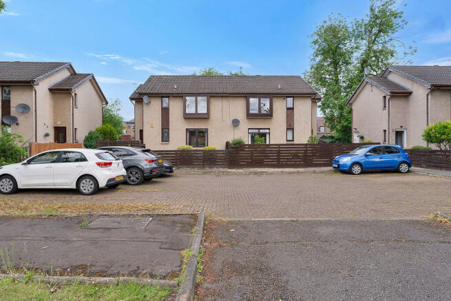 1 bed property, in Wemyss Court, £97,000