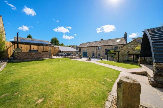 5 bed property, in Skipton Road, £1,195,000