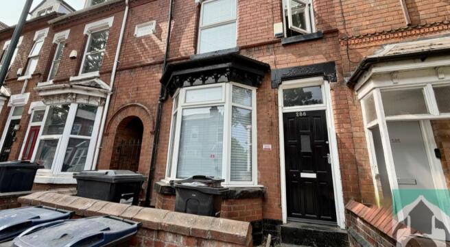 5 bed property, in 288 Tiverton Road, £385,000