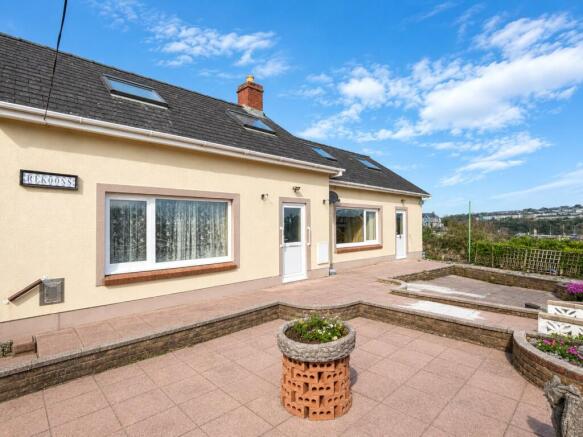 4 bed property, in Rekoons, £249,999