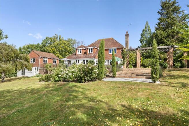 5 bed property, in Holtye, £1,250,000