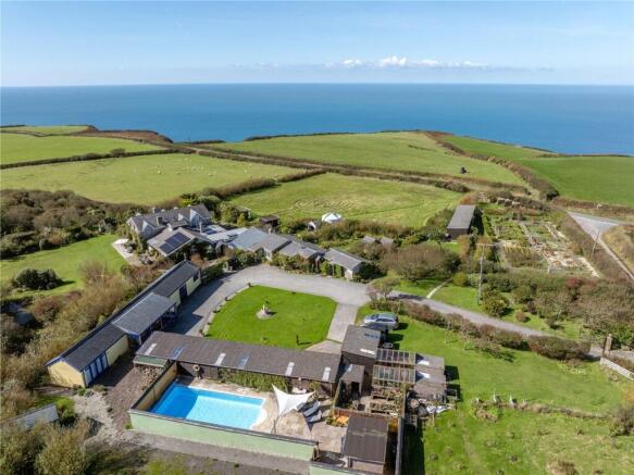 8 bed property, in Hartland, £3,000,000