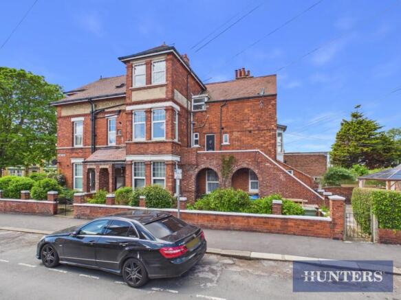 2 bed property, in Turmer Avenue, £160,000