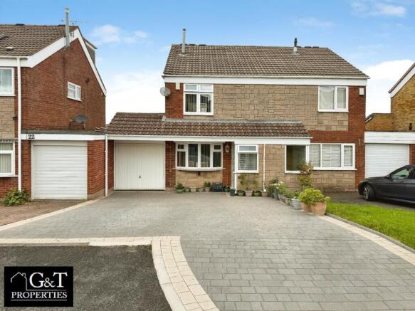 3 bed property, in Pevensey Close, £260,000