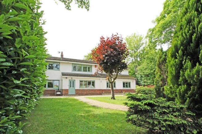 4 bed property, in Old Mead Lane, £1,150,000
