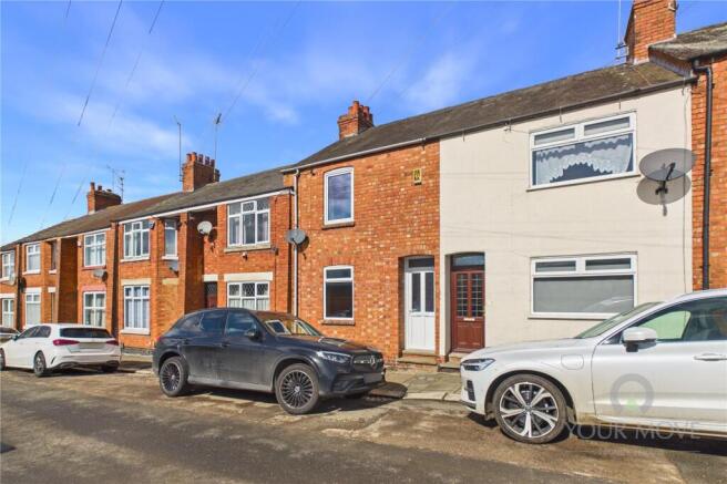 2 bed property, in Bective Road, £175,000