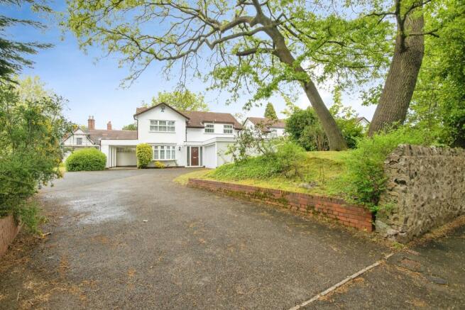 4 bed property, in Carpenter Road, £1,100,000