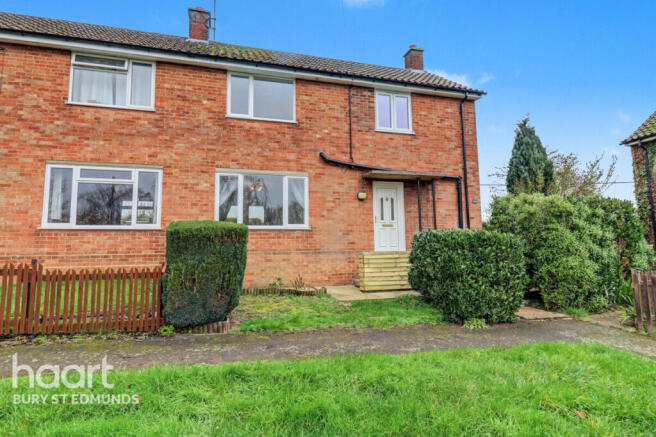 3 bed property, in The Owell, £300,000