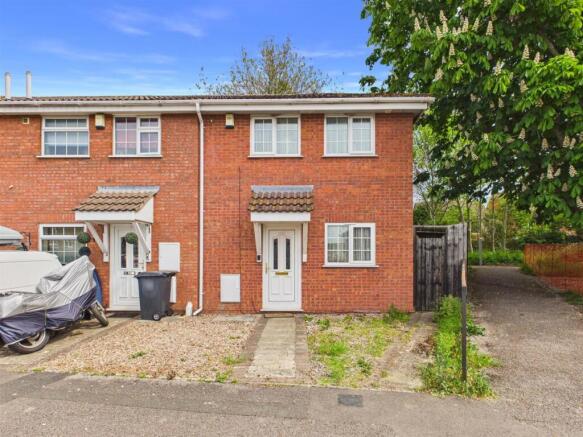 1 bed property, in Bittern Avenue, £150,000
