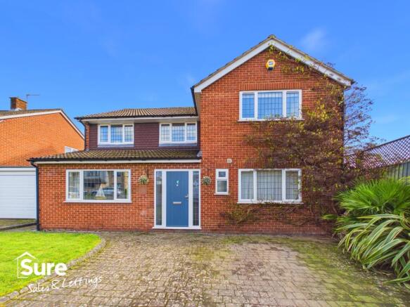 4 bed property, in Crossfell Road, £825,000