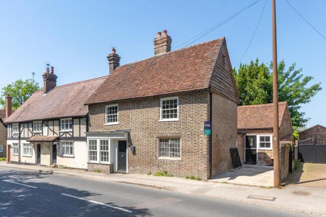 3 bed property, in Church Road, £475,000