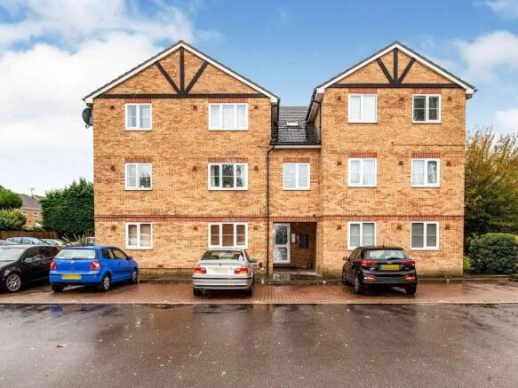 1 bed property, in Maplin Park, £250,000