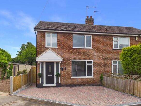 3 bed property, in Louise Avenue, £280,000