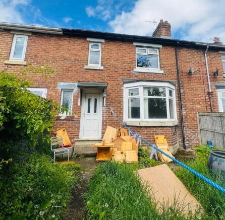 3 bed property, in Matthews Crescent, £60,000