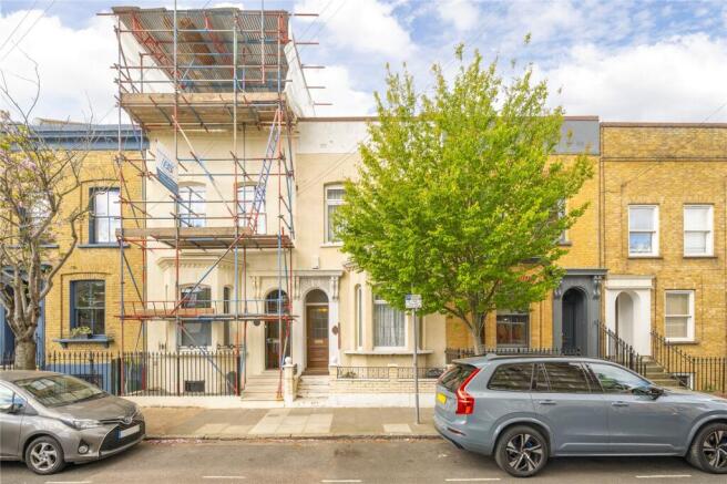 3 bed property, in Driffield Road, £1,000,000