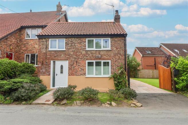 3 bed property, in Bagby, £425,000