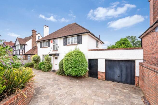4 bed property, in Alexandra Road, £1,000,000