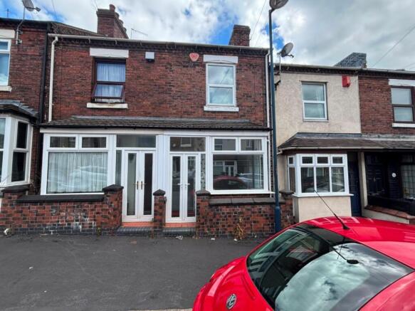 2 bed property, in Hazelhurst Street, £75,000