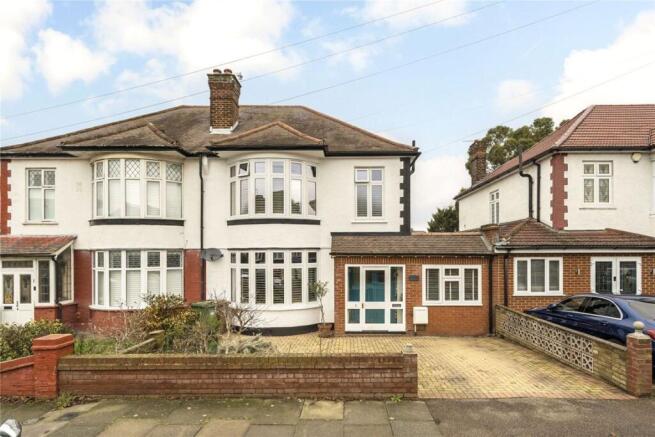 4 bed property, in Daneby Road, £800,000