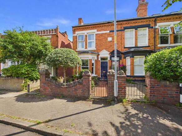 2 bed property, in Foley Road, £260,000