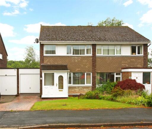 3 bed property, in Clover Grove, £240,000