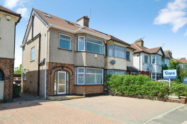 5 bed property, in Greenford Road, £760,000