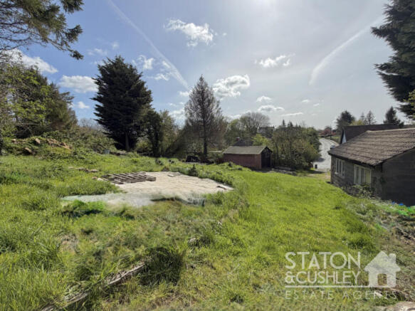 3 bed property, in Main Street, £595,000