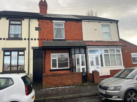 2 bed property, in Dimmock Street, £120,000
