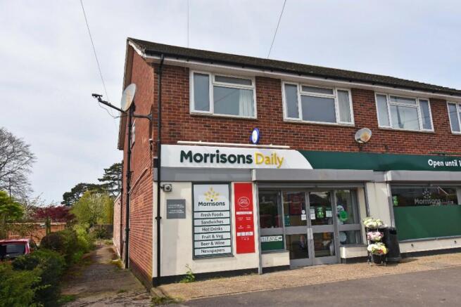 2 bed property, in Hunts Pond Road, £159,950
