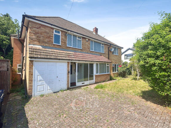 6 bed property, in Rosedene Drive, £550,000