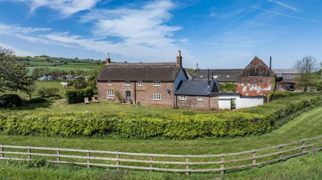 5 bed property, in Lydeard St. Lawrence, £1,250,000