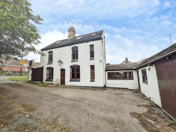 4 bed property, in Priory Cottage, £250,000