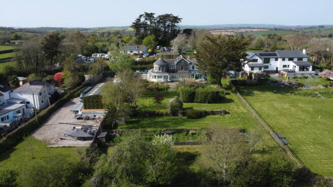 5 bed property, in Saltash, £950,000