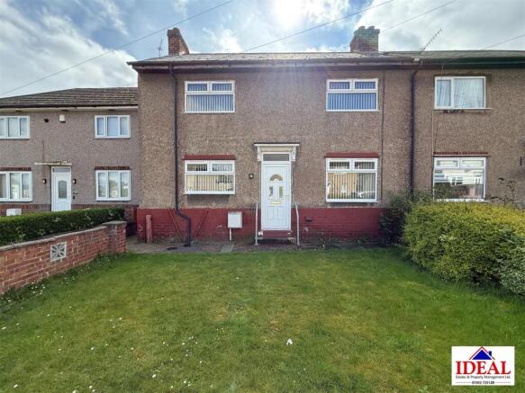 3 bed property, in Tudor Road, £110,000