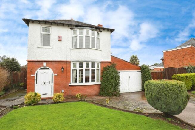 3 bed property, in Valley Road, £280,000
